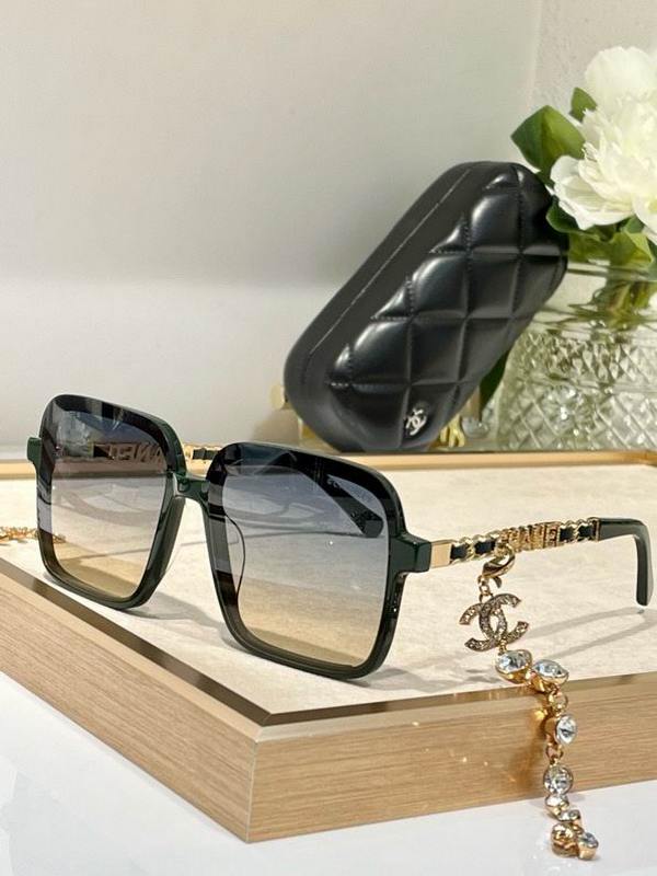 Chanel Sunglasses 550